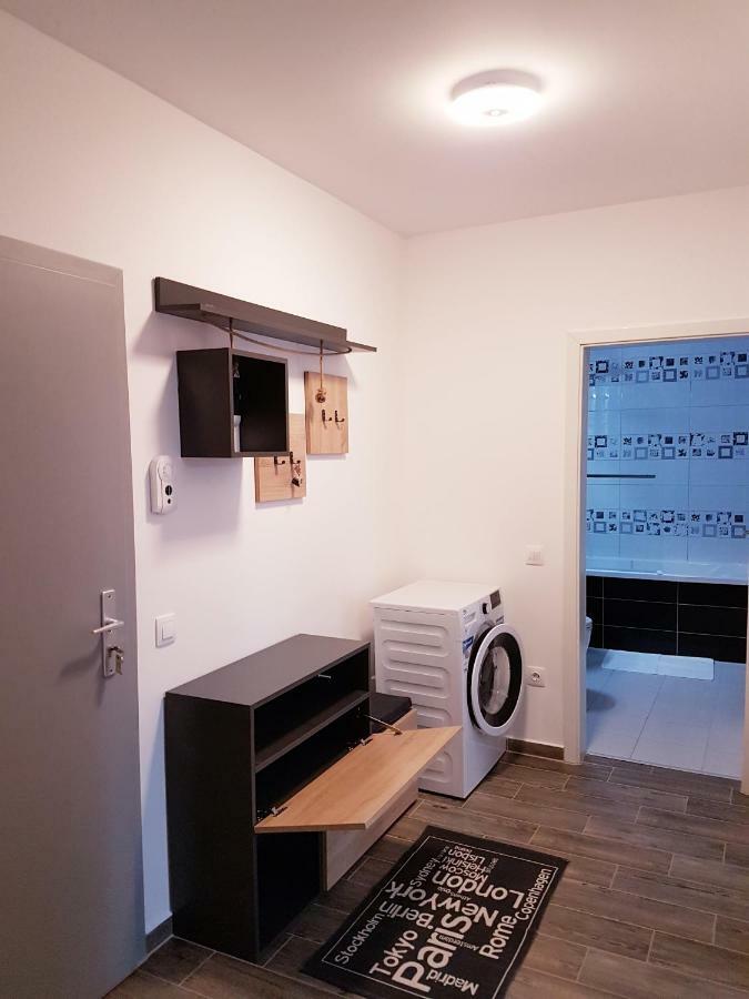 Dream Apartment Brasov - West Exteriör bild